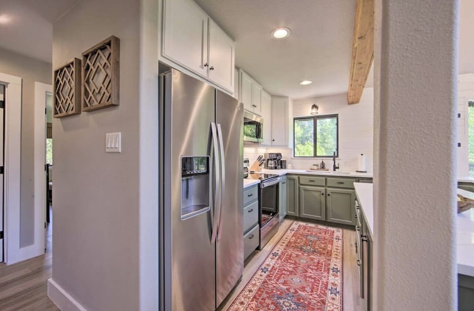 Kitchen basics provided  including a Drip coffee and  keurig coffee maker.