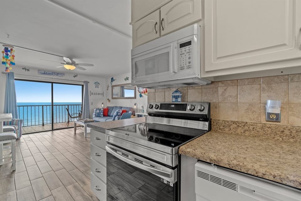 Condo, 1 King Bed with Sofa bed (The Summit 1213 ) | Exterior