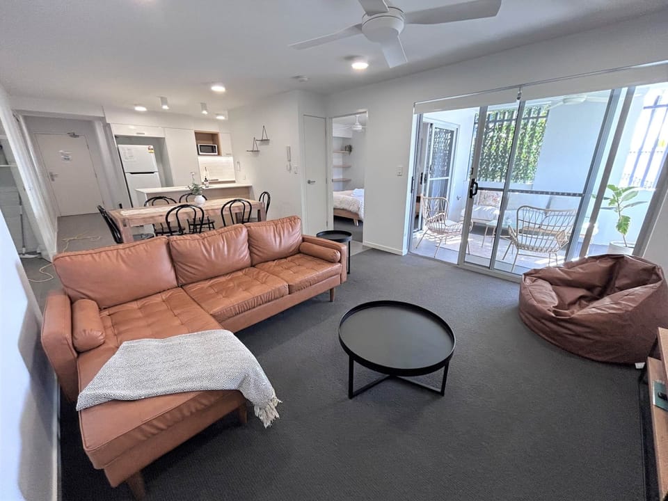 Living room (2)