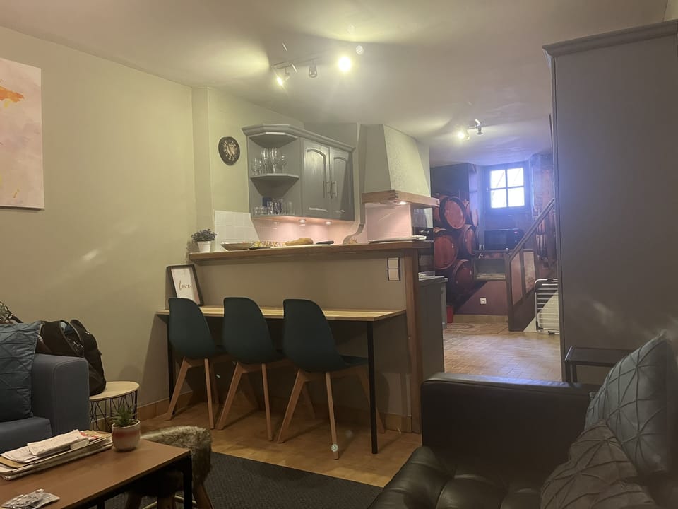 Lounge and kitchen