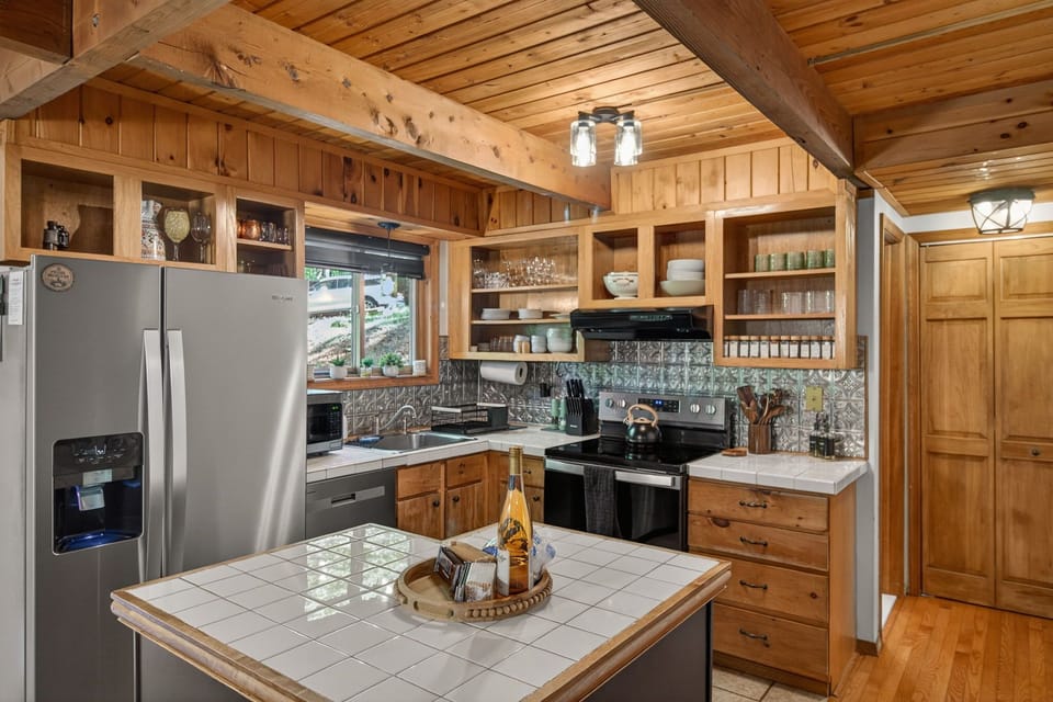 Fully stocked kitchen