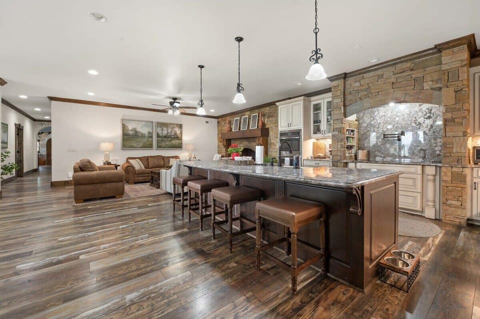 Main kitchen