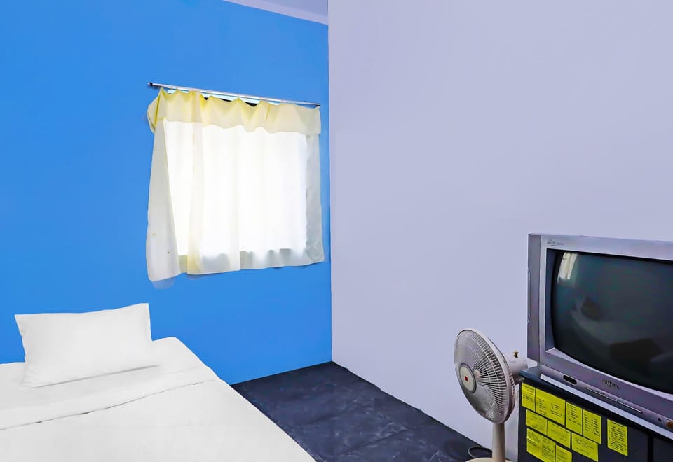 Economy Single Room | Bed sheets