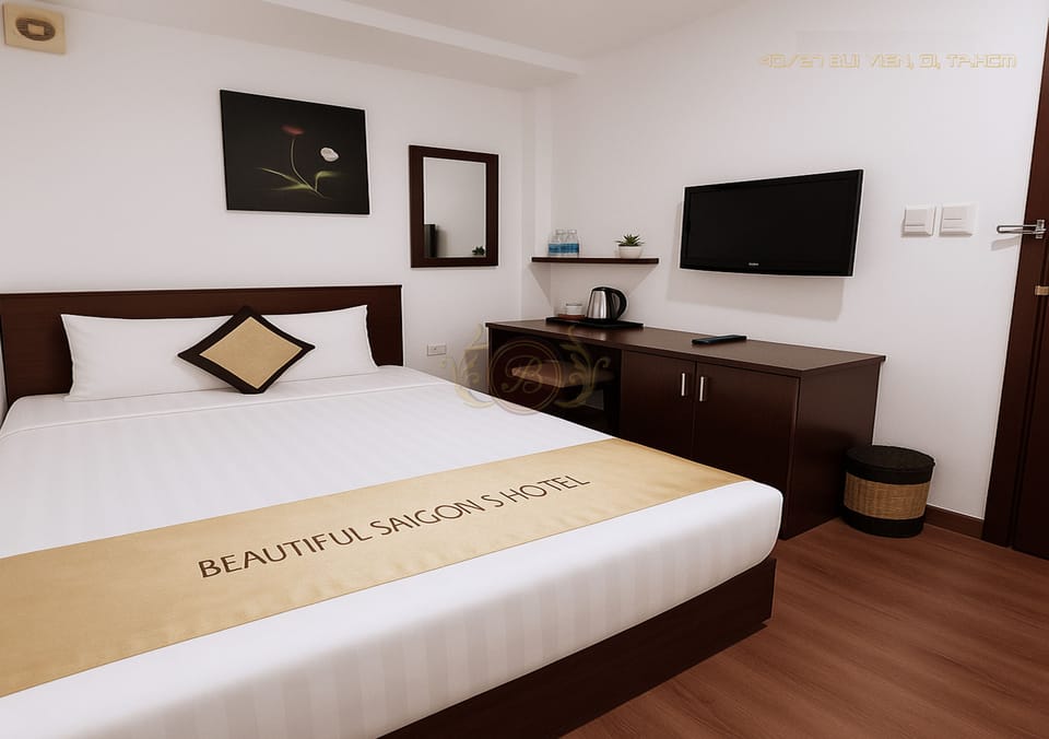 Hypo-allergenic bedding, memory foam beds, minibar, in-room safe