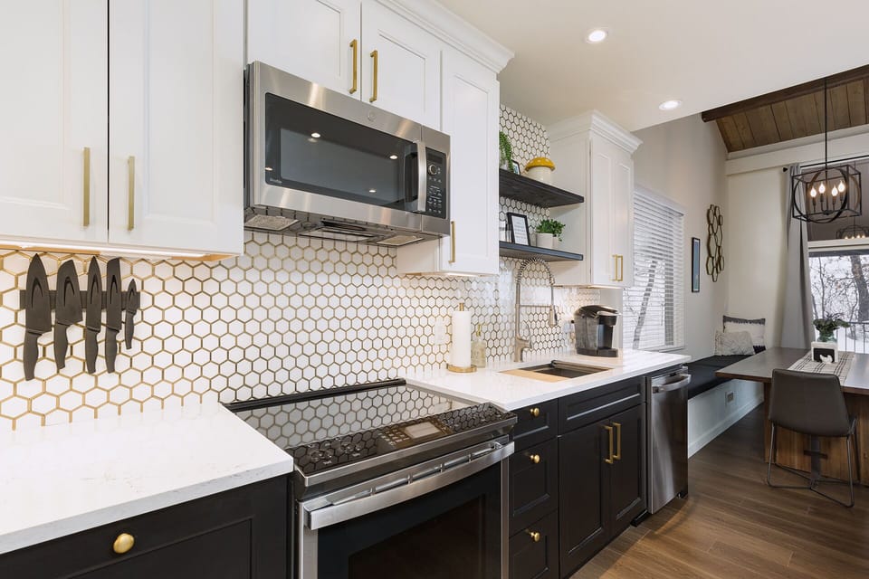 Beautifully Updated Kitchen - Fully Stocked