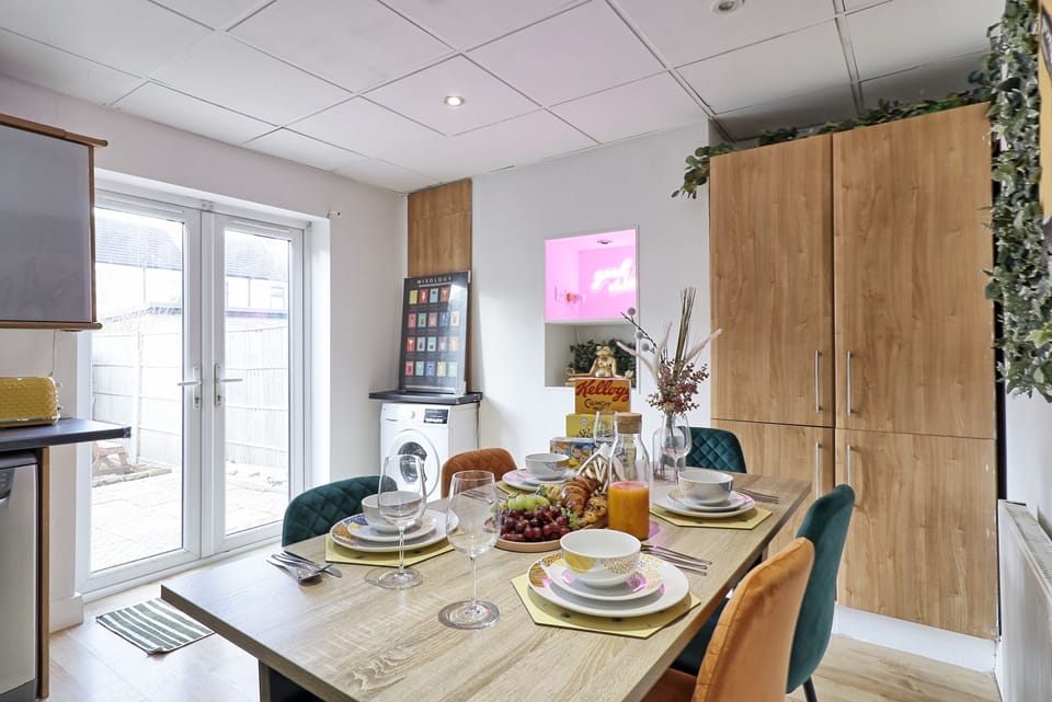 House | Dining