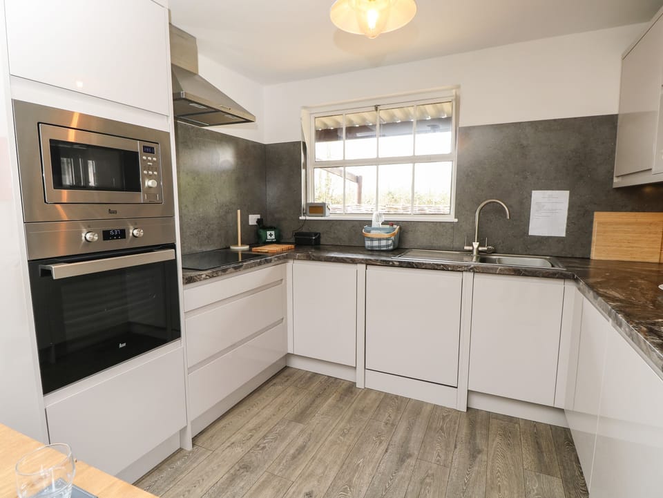 Fridge, dishwasher, electric kettle, toaster