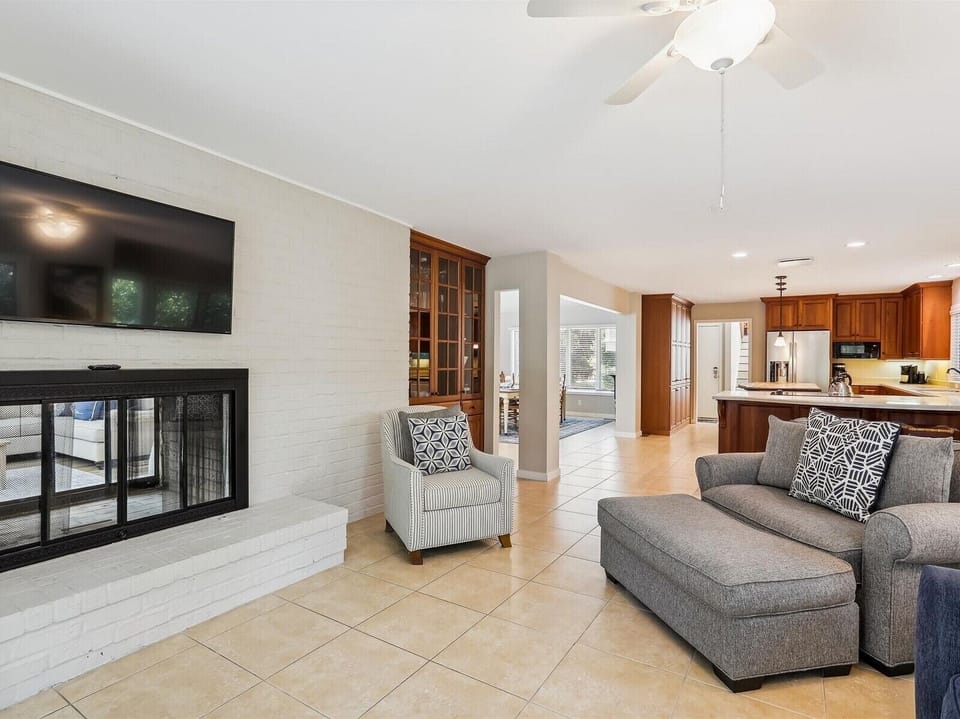 Additional Living Room at 3 Flotilla