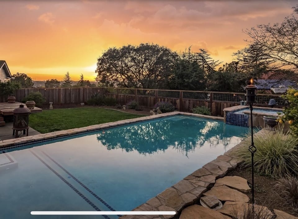 Stunning Sunset views from the pool