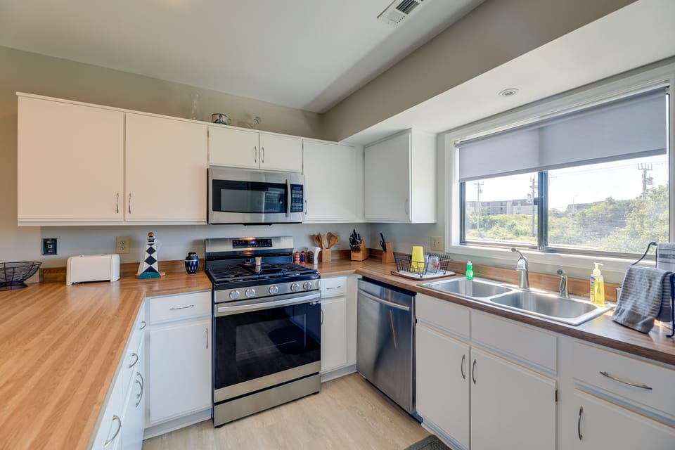 Kitchen | Upper Level