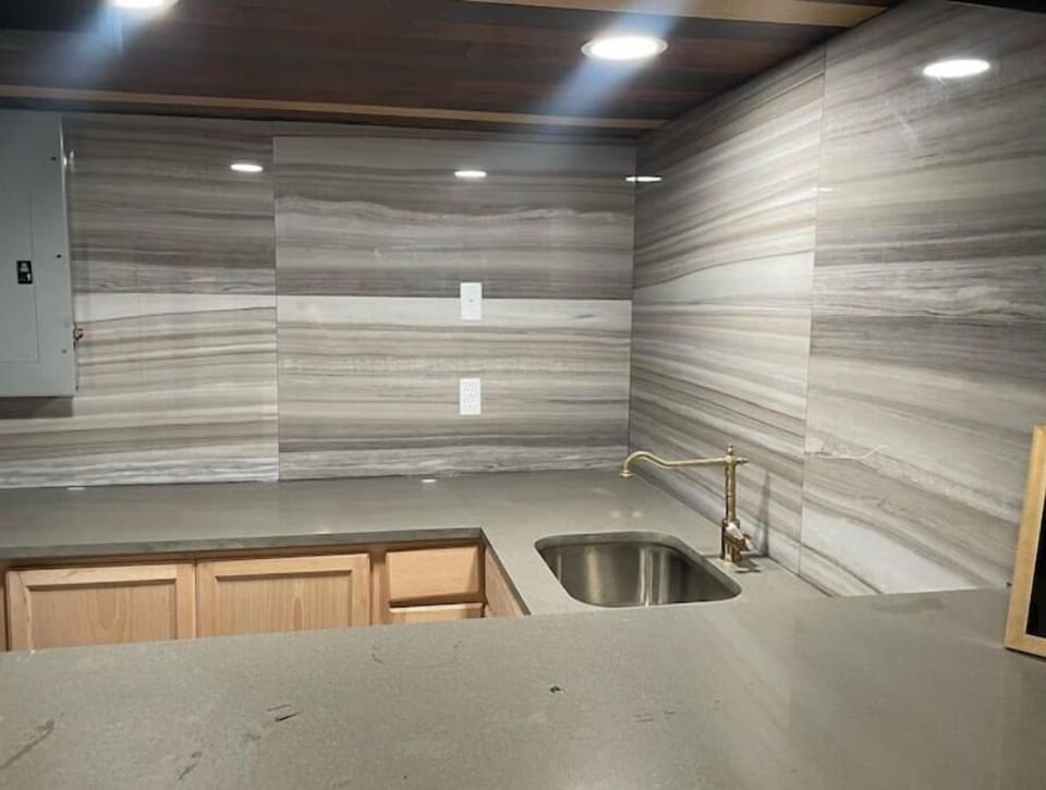 Additional kitchen space for prepping meals and entertaining guests