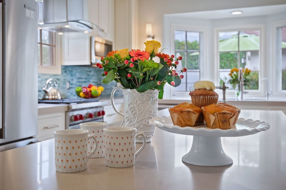 Kitchen features