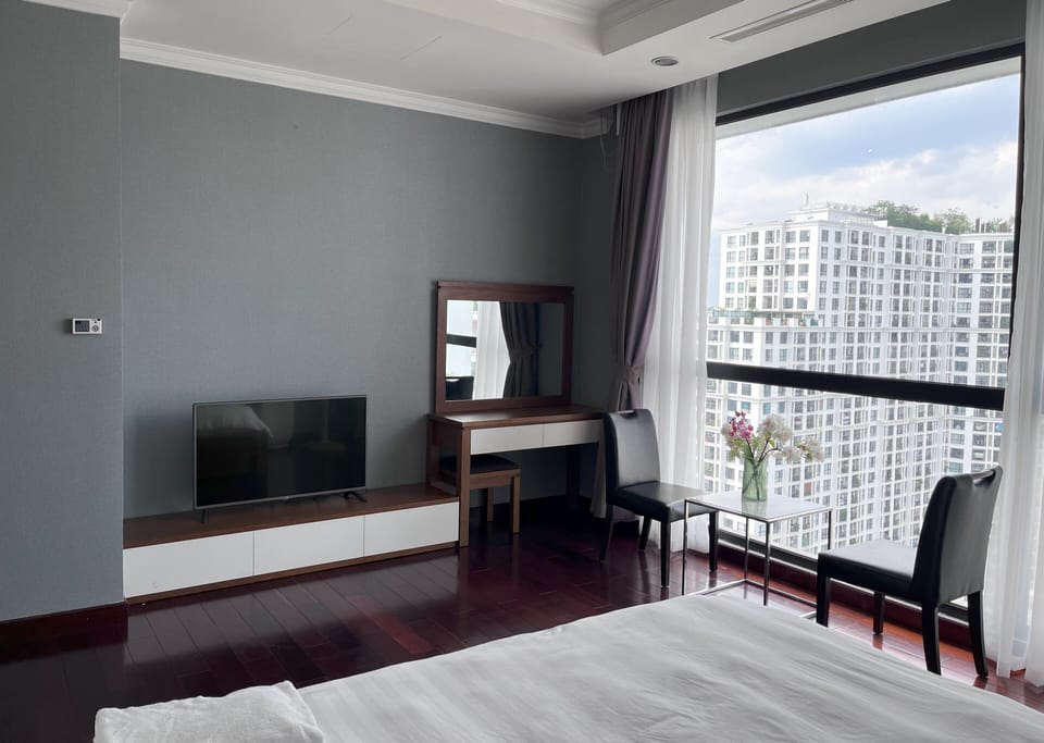 Business Apartment | 3 bedrooms, iron/ironing board, free WiFi