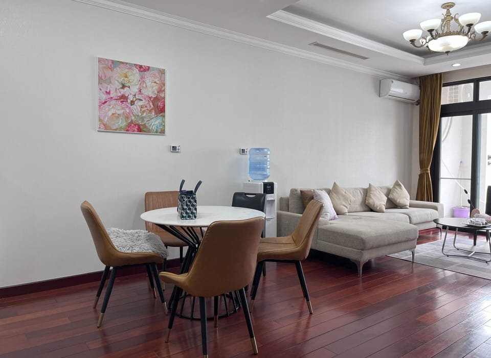 Business Apartment | Living area
