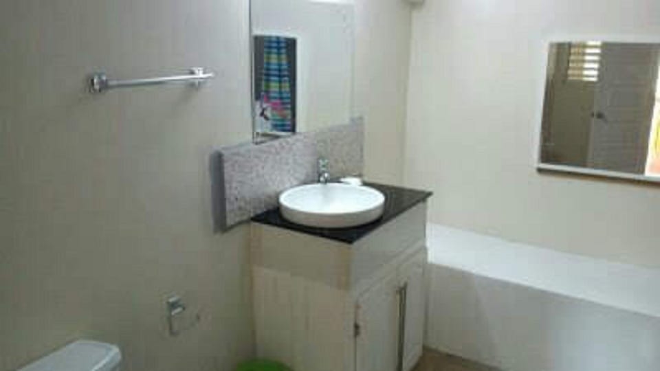 TonLin Pewee Drive 1 Bedroom Apartment in Caribbean