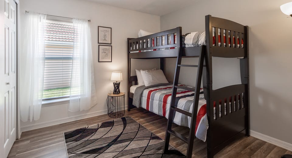 Bunk bedroom
