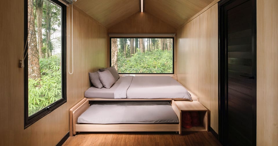 Executive Cabin | Blackout drapes, free WiFi, bed sheets