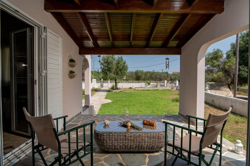 Kefalonia Svoronata 2 bedroom villa. 
Kefalonia villas