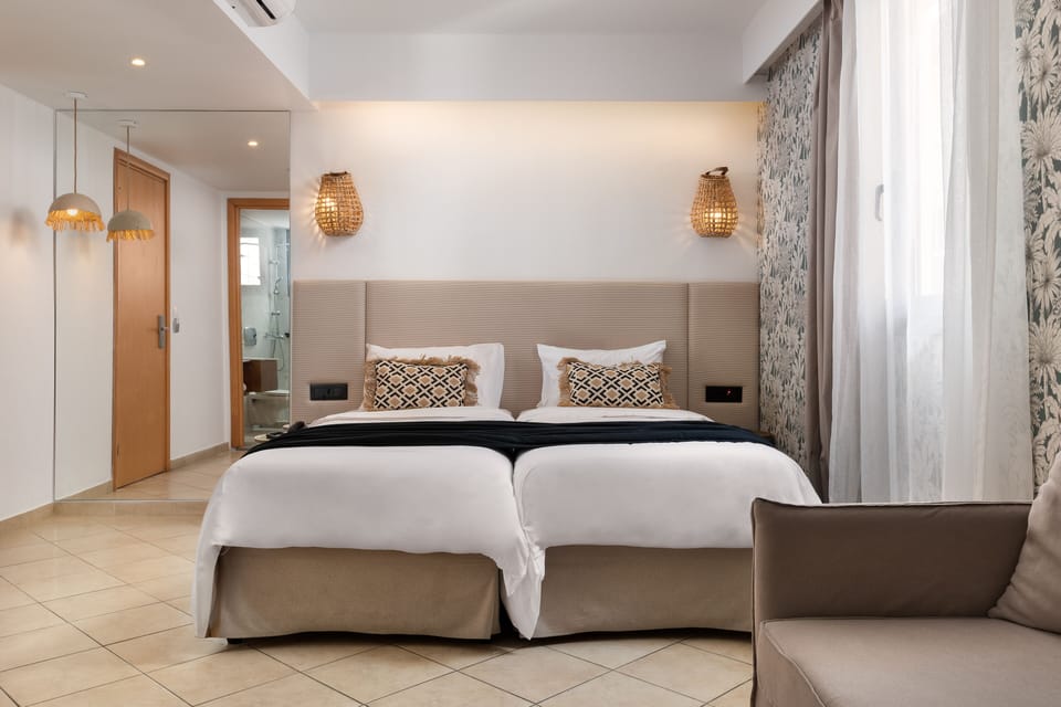 Superior Quadruple Room | In-room safe, desk, soundproofing, iron/ironing board