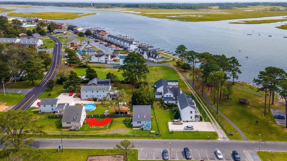 Welcome to Channel View Charmer on Chincoteague Island!