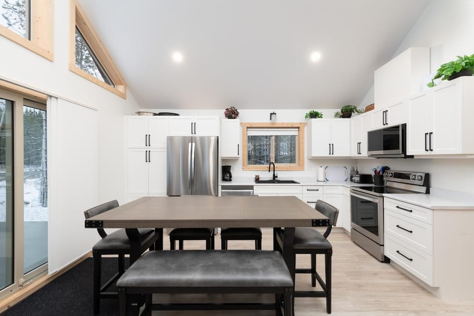 The Alpine Cabin Rental (1334)