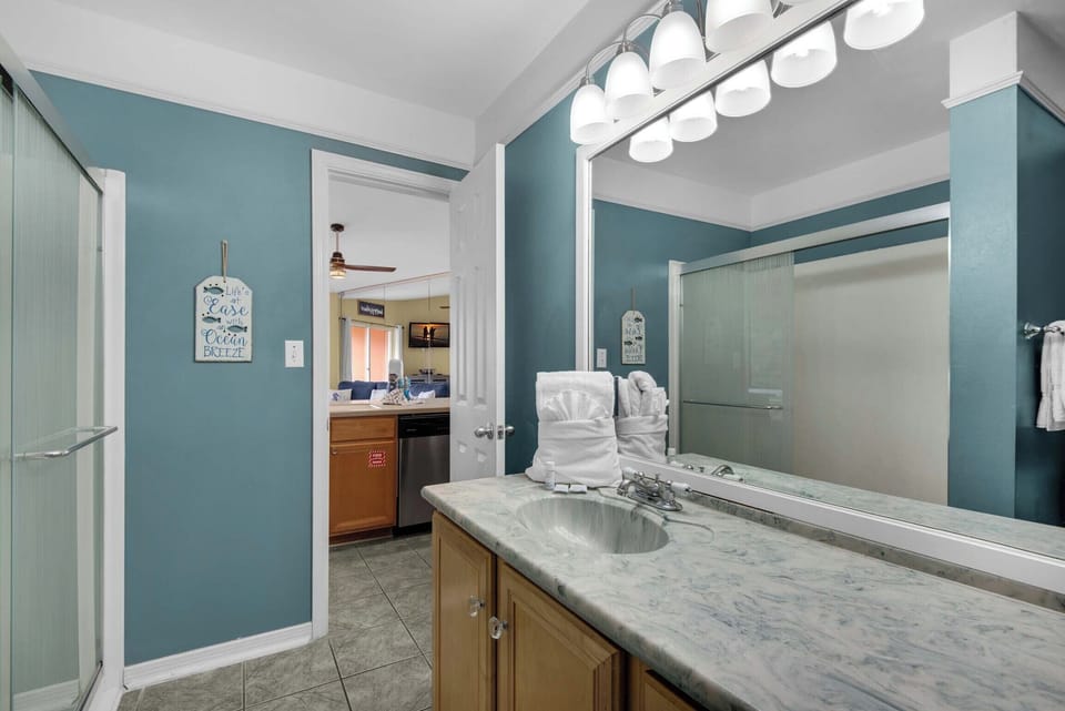 Full bathroom