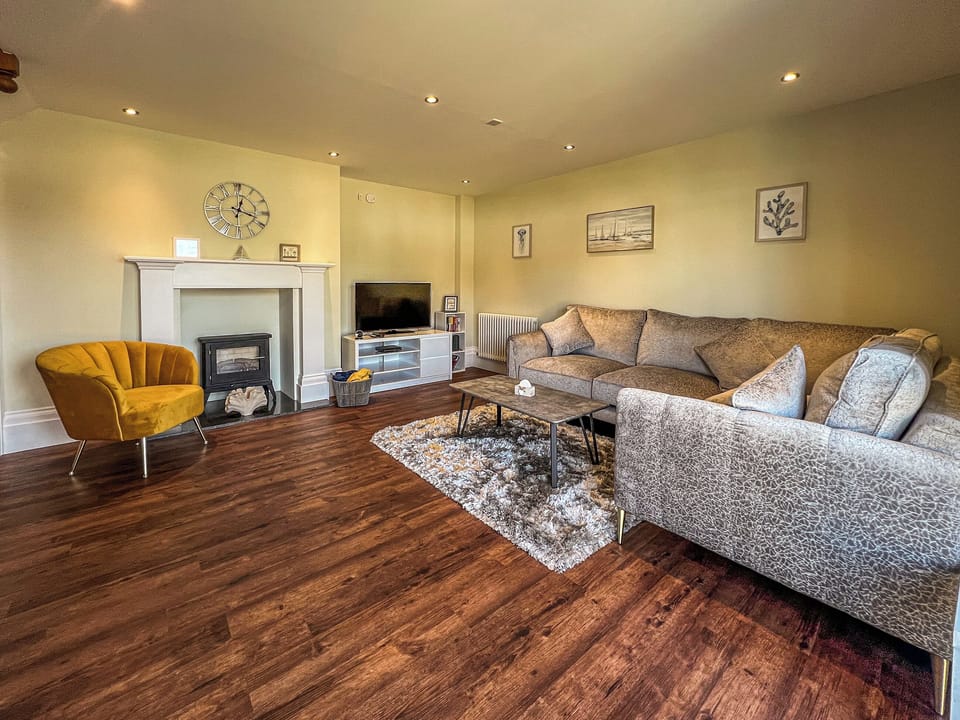 Living room | Old School Mews Too - Old School Mews, Shanklin