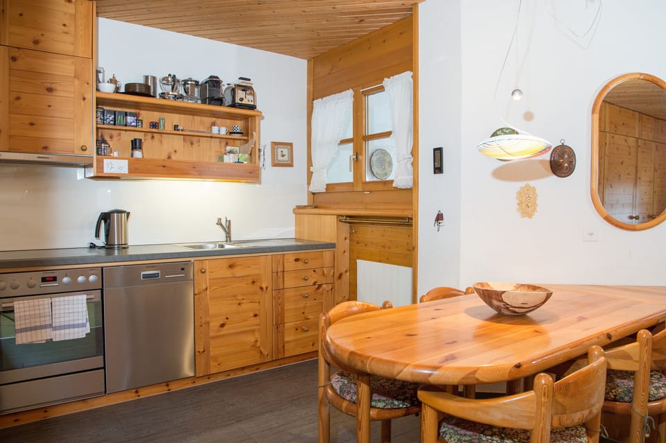 Open kitchen
