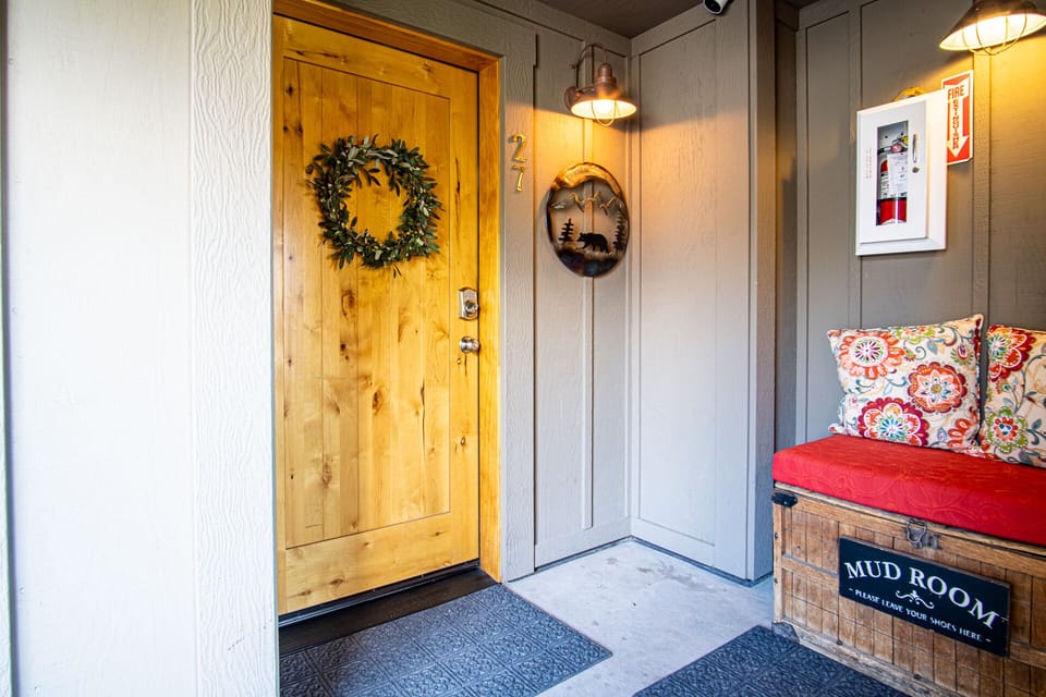 A warm and welcoming entry