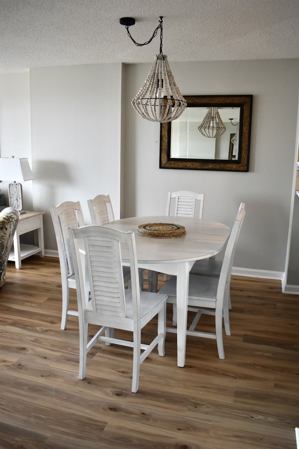 Dining Area Seats Six