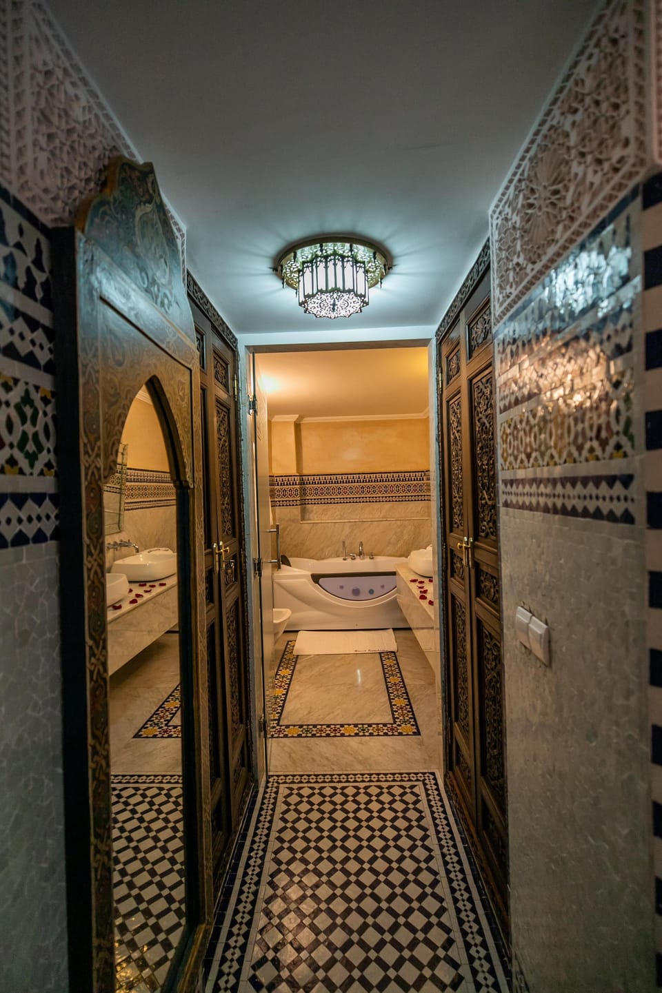 Luxury Suite, Non Smoking (Sofia) | Bathroom | Free toiletries, bathrobes, slippers, bidet