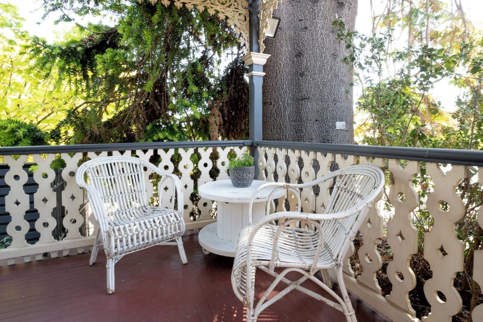 Gorgeous veranda seating