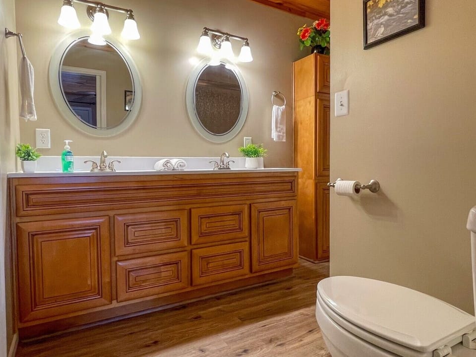Primary bedroom`s ensuite — double vanity with room to spread out