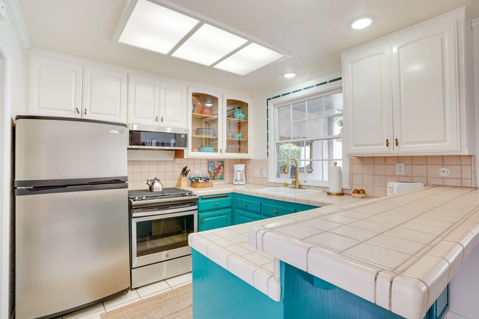 Kitchen | Cooking Basics Supplied