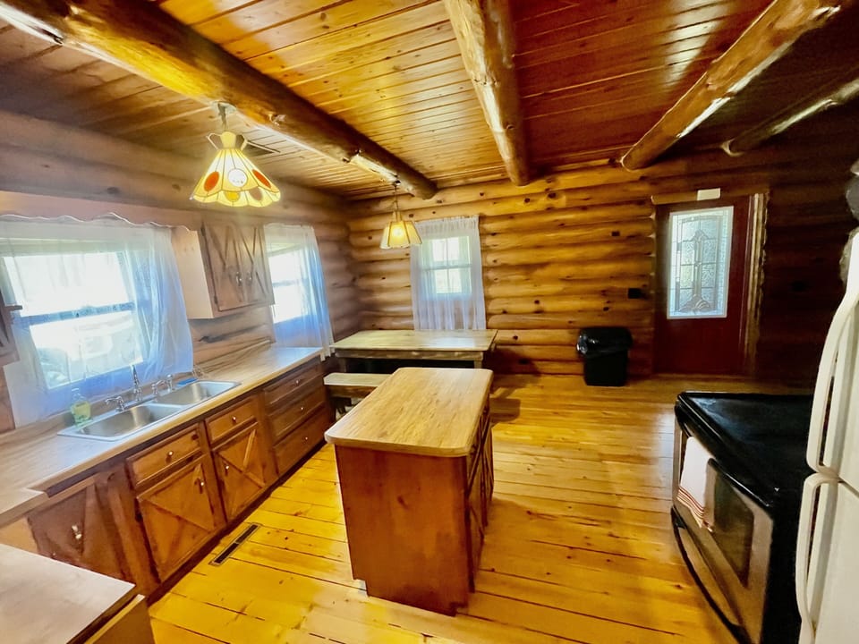 Full Kitchen - appliances, cookware, utensils for guest use. 
