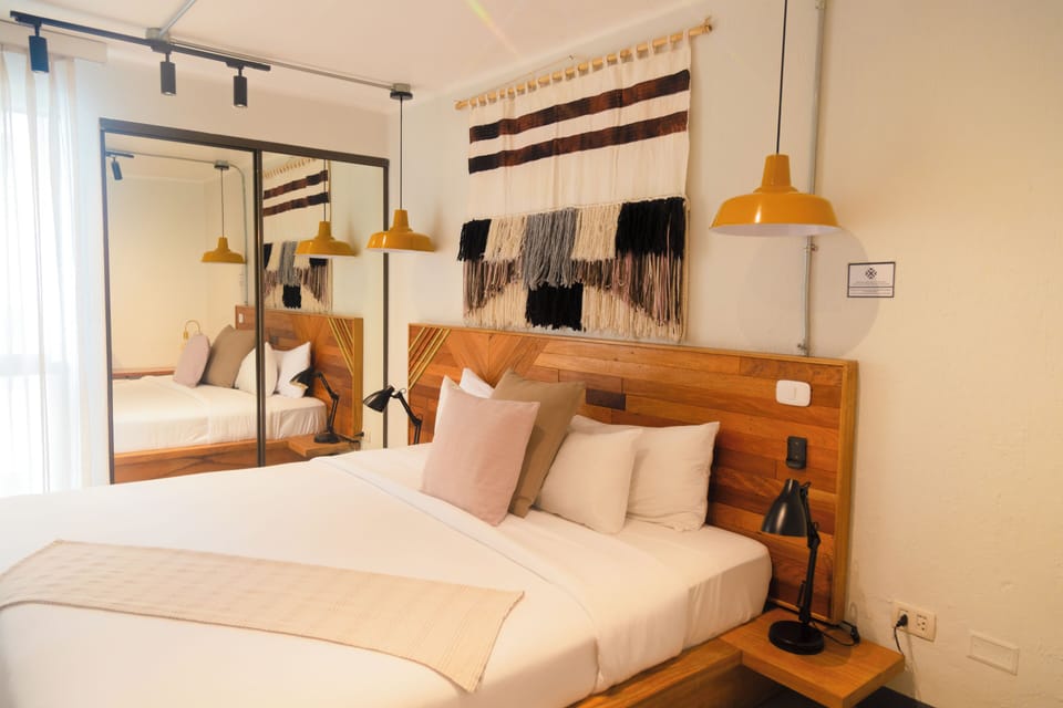 Two Bedroom Apartment with Kitchen | WiFi (free), bed sheets