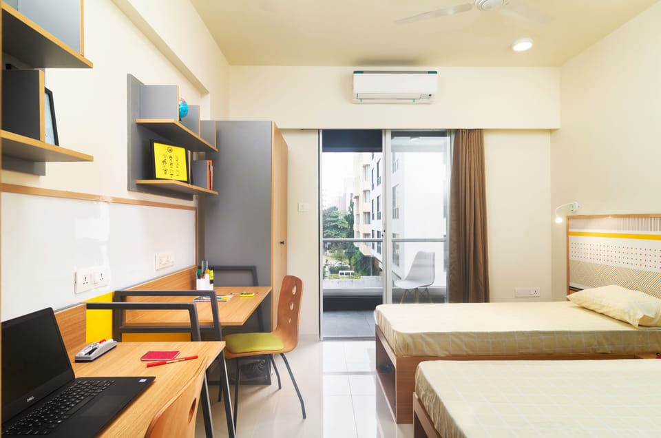 Shared Dormitory | Desk, laptop workspace, free WiFi, bed sheets