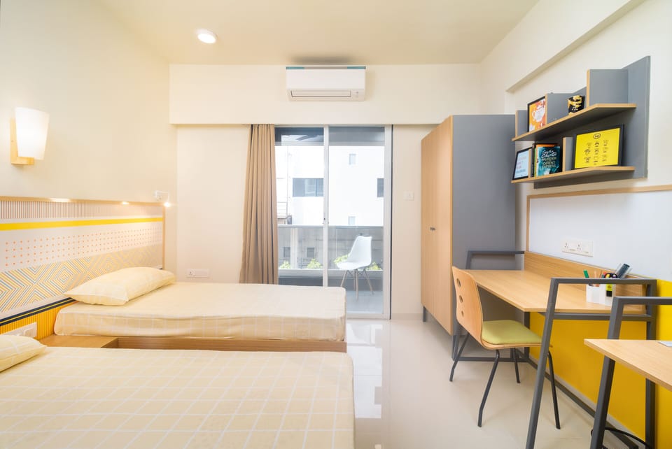 Shared Dormitory | Desk, laptop workspace, free WiFi, bed sheets