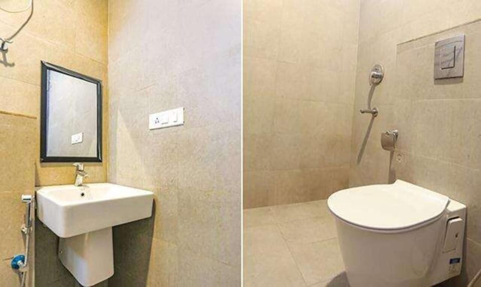 Deluxe Room | Bathroom | Free toiletries, towels