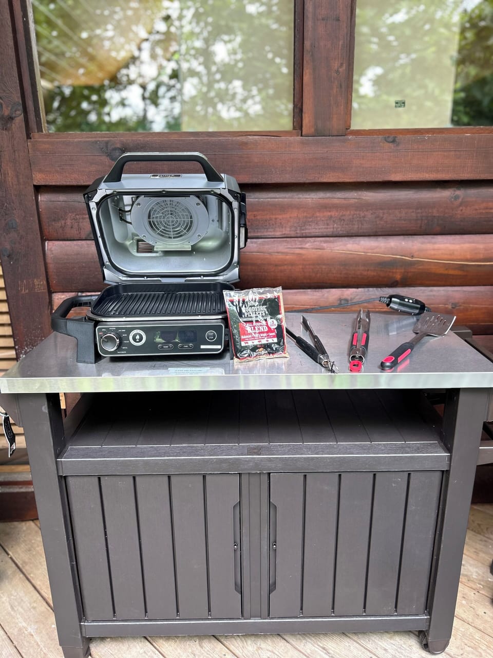 Electric grill
