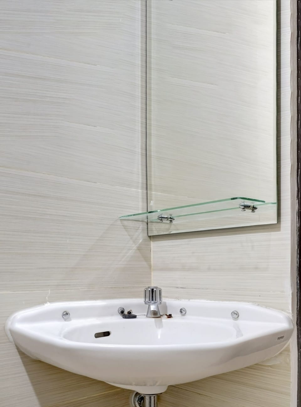 Family Double Room | Bathroom | Shower, rainfall showerhead, soap