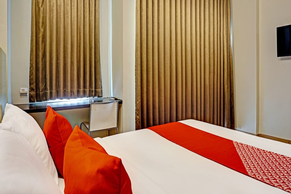 Deluxe Double Room | WiFi (free), bed sheets