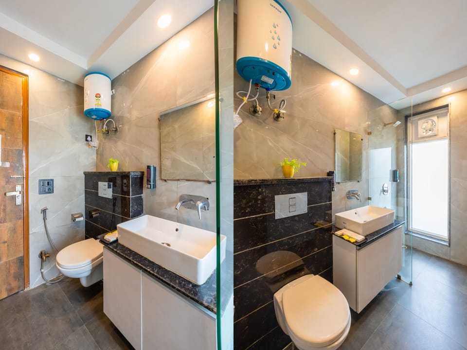 Presidential Room | Bathroom | Free toiletries