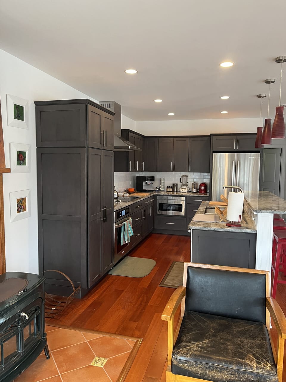 Modern kitchen 
