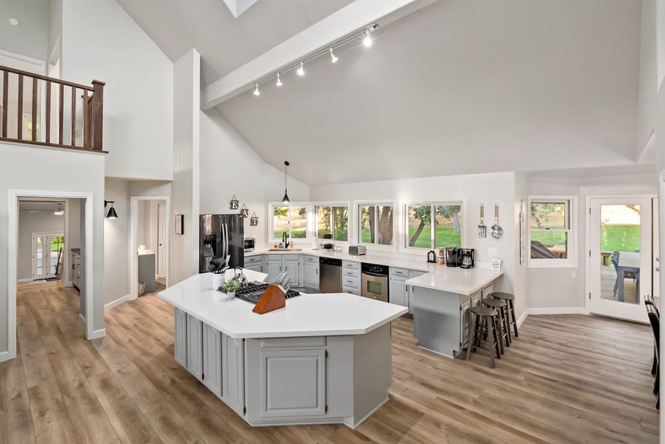 Grand Kitchen available for you and your group to make a fabulou