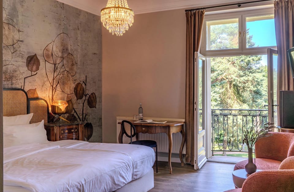 Premium Double Room | Cribs/infant beds, free WiFi, bed sheets