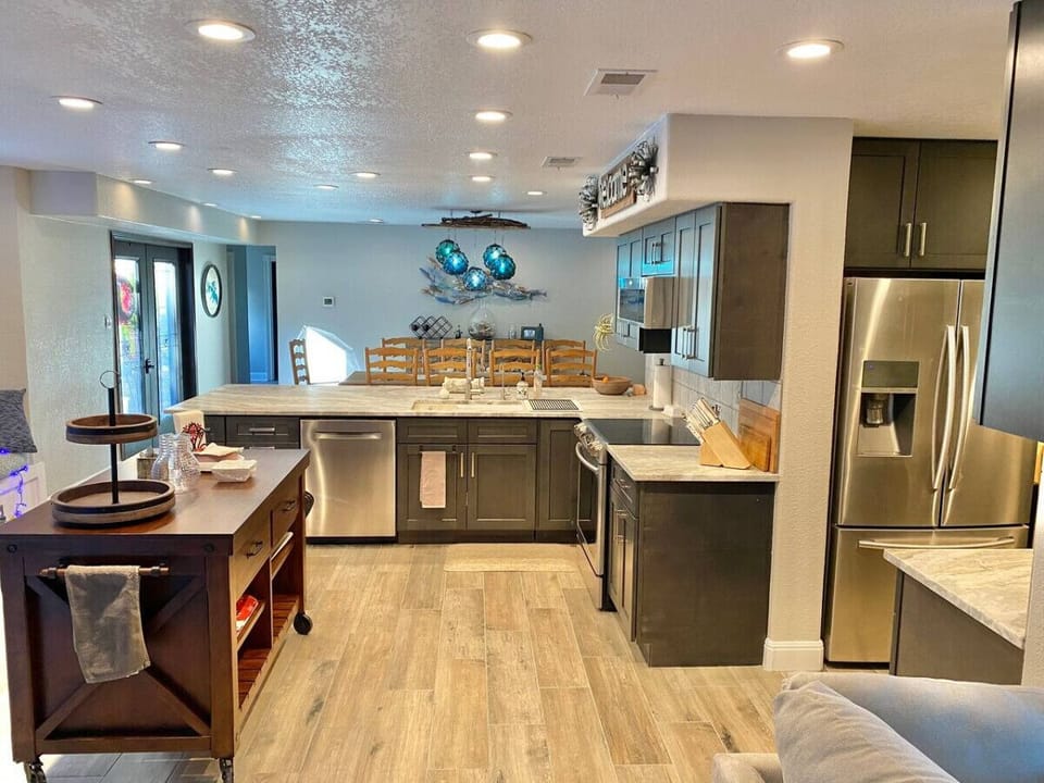 Spacious Kitchen