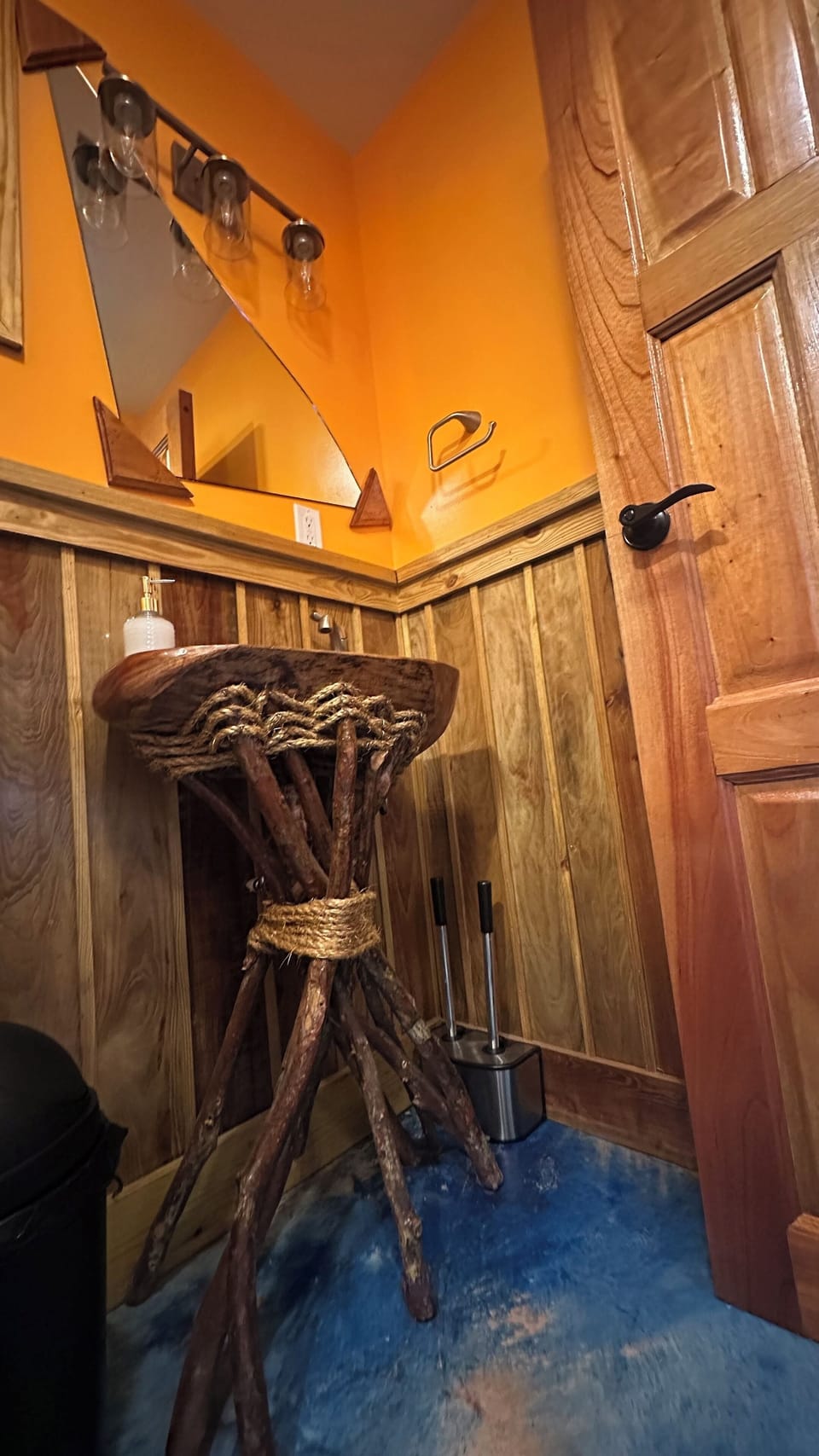 Family Cabin, 2 Bedrooms | Bathroom | Combined shower/tub, free toiletries, towels, soap