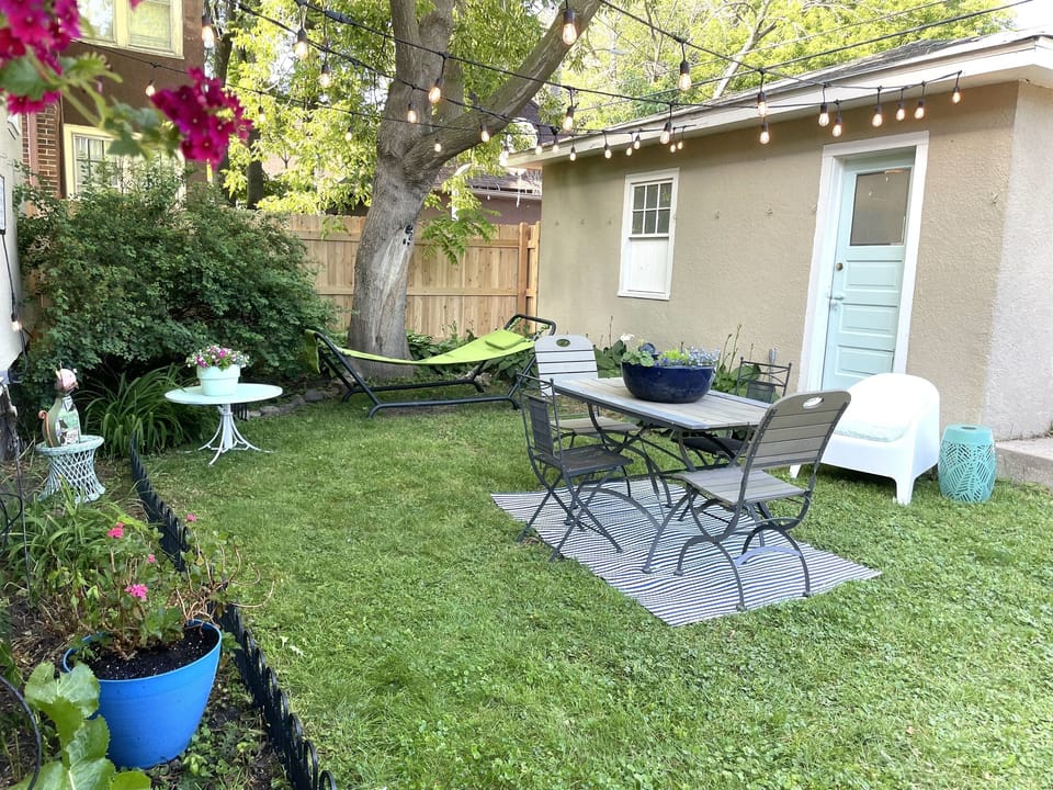 Backyard space to enjoy some cold drinks and conversation