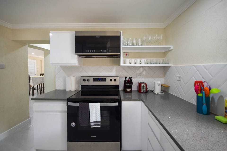Contemporary kitchen outfitted with all you'll need